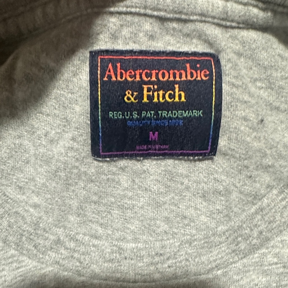 Abercrombie & Fitch Pride T Shirt - Picture 3 of 3